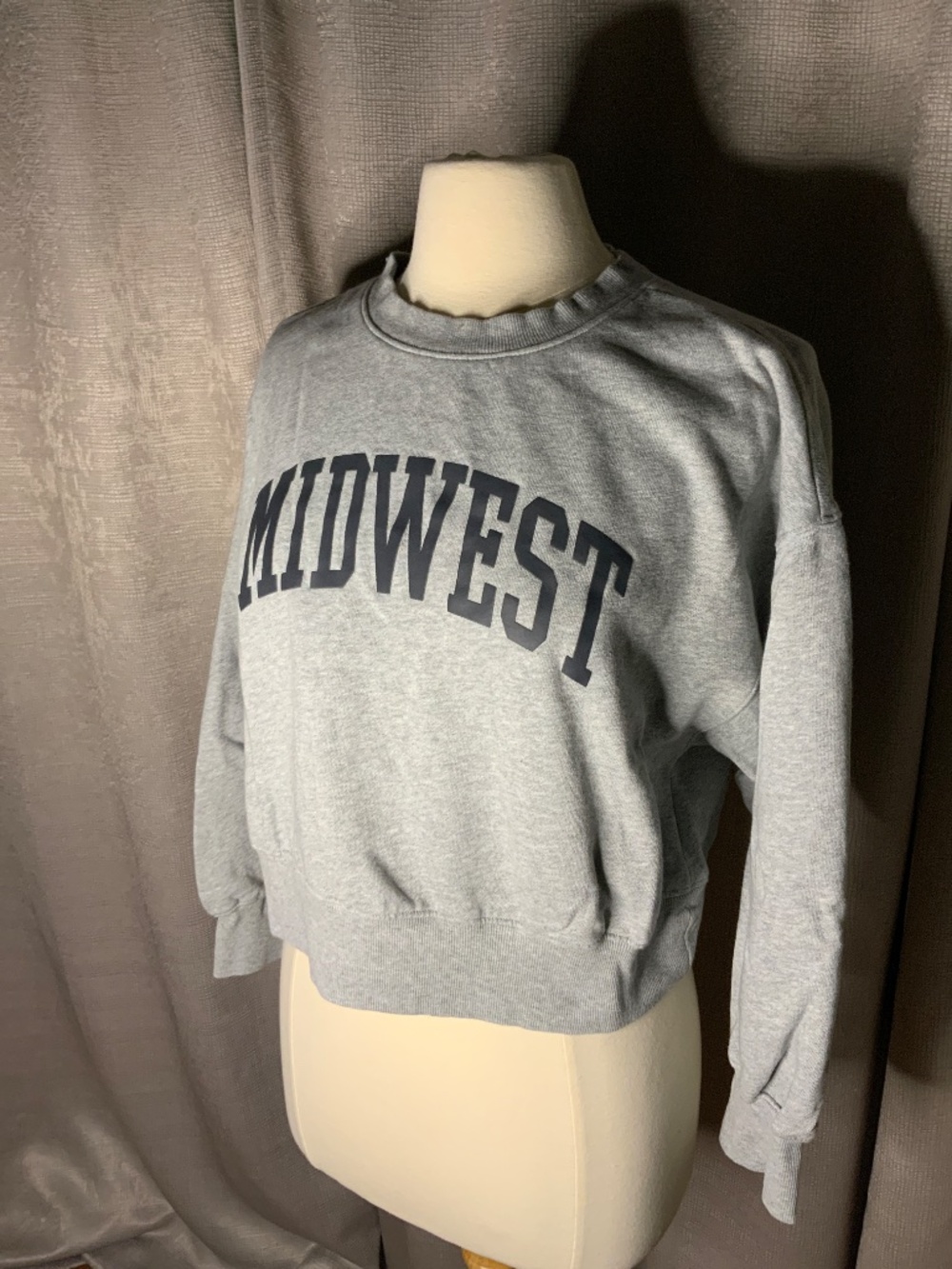 Old Navy Crop-top Sweatshirt - Picture 2 of 4